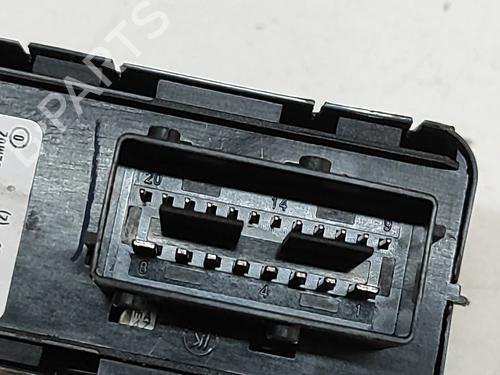 Right front window switch PEUGEOT 2008 II (UD_, US_, UY_, UJ_, UR_, UC_) e-2008 (UKZKXZ) | BP29042478I26 