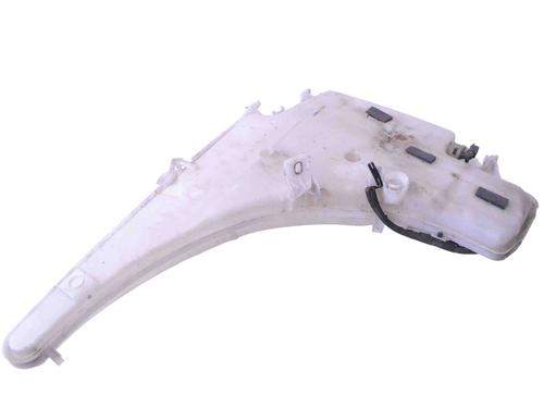 Used Windscreen washer tank BMW 1 Coupe (E82) 125 i (218 hp) 30207680