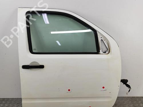 Used Right front door Right front door NISSAN NAVARA NP300 (D40) 2.5 dCi 4WD (D40TT, D40T, D40M, D40BB) (190 hp) 33937557 33937557