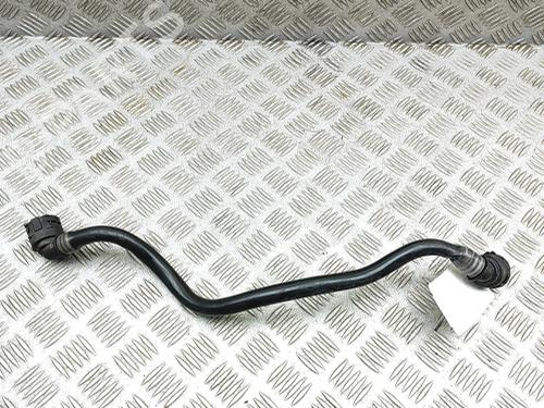 Used Pipe Pipe MERCEDES-BENZ CLA (C118) CLA 180 (118.384) (136 hp) 40486464 40486464