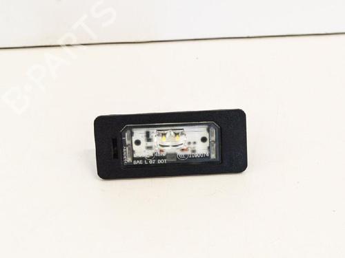 Used Licence plate light BMW 5 (F10) 520 d (190 hp) 14667132