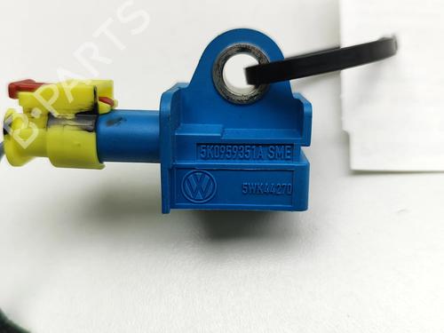 Electronic sensor AUDI Q3 (8UB, 8UG) 2.0 TFSI quattro | BP37610144M84  - Image 6