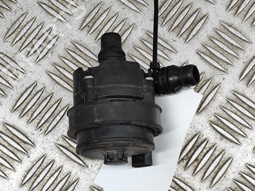 Pompe de circulation d'eau BMW X5 (G05, F95) xDrive M 50 d (400 hp) 17444570