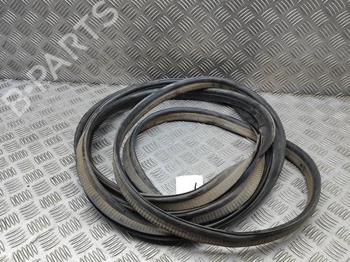 rubber-door-seal-mercedes-benz-sprinter-3-t-van-b910-2018-30108570 main image