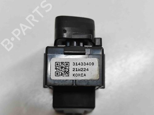 Switch VOLVO V60 II (225) B6 Mild-Hybrid AWD | BP29459366I30 