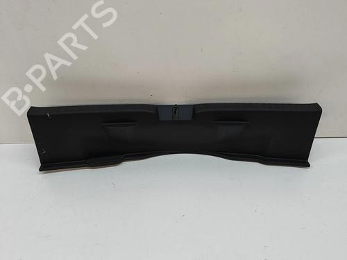 Used Tailgate trim TOYOTA YARIS (_P21_, _PA1_, _PH1_) 1.5 Hybrid (MXPH10, MXPH11) (116 hp) 28559780