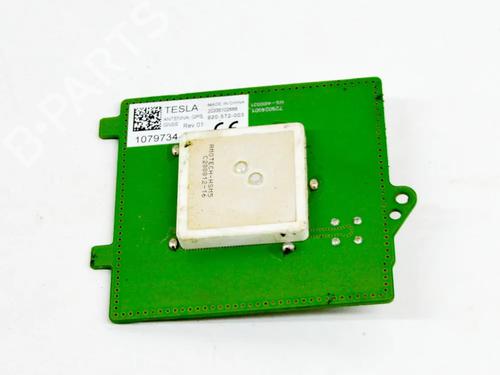 antennabase-tesla-model-3-5yj3-2017-27754943 main image