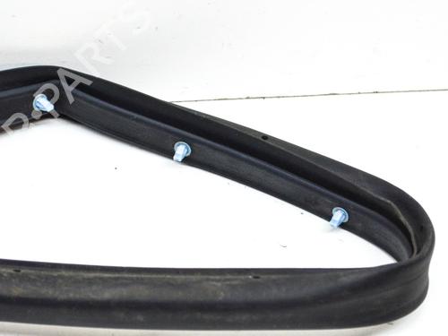 Rubber door seal TESLA MODEL S (5YJS) P100D AWD | BP14628489C142 