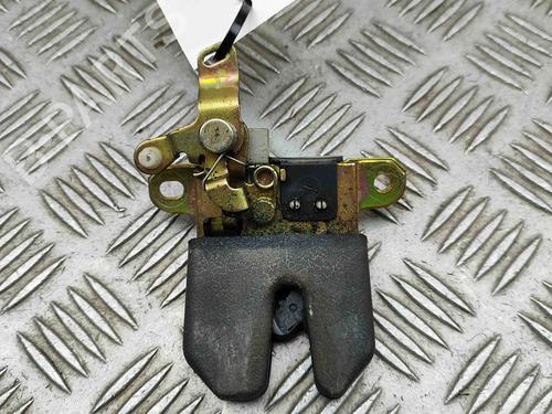 Used Tailgate lock VW PASSAT B5 (3B2) 1.9 TDI (115 hp) 29594136