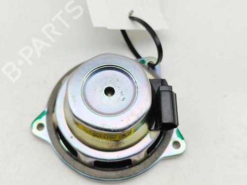 Speaker LAND ROVER DEFENDER Station Wagon (L663) P525 4x4 | BP32525623E2