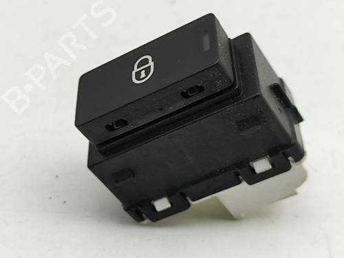 switch-land-rover-range-rover-velar-l560-2017-29337365 main image