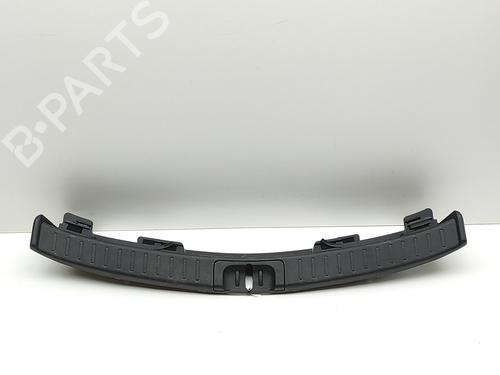 Used Tailgate trim TOYOTA COROLLA Estate (_E21_) 1.8 Hybrid (ZWE211) (98 hp) 29812606