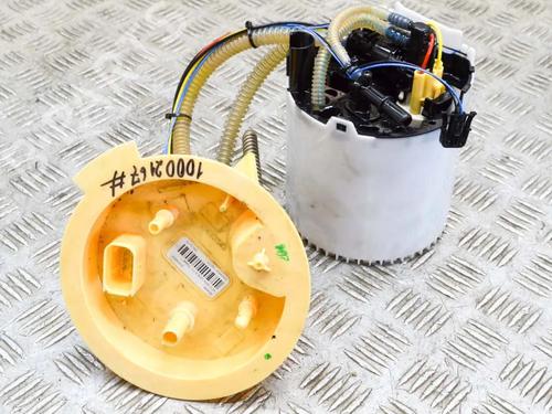 Used Fuel pump TOYOTA RAV 4 IV (_A4_) 2.5 Hybrid 4WD (AVA44, AVA44_) (197 hp) 28548230