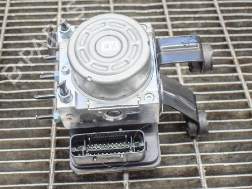 Used ABS pump BMW 4 Coupe (F32, F82) 430 d xDrive (258 hp) 6761616