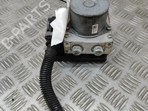 Used ABS pump FIAT 500L (351_, 352_) 1.6 D Multijet (199LYD1B) (105 hp) 23415204