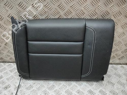 rear-seat-porsche-911-convertible-992-2019-38018031 main image