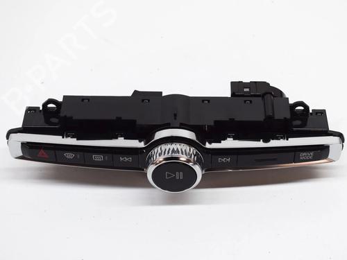 Used Switch VOLVO XC40 (536) B4 Mild-Hybrid (197 hp) 27759614