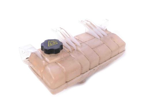 Used Expansion tank TESLA MODEL S (5YJS) 75D AWD (525 hp) 30218200