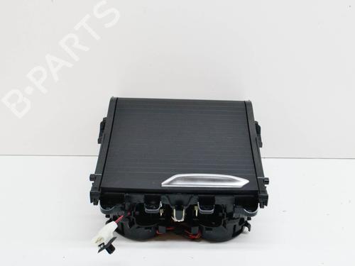 Used Cup/Object holder BMW X3 (G01, F97, G08) xDrive 30 d (265 hp) 10071151