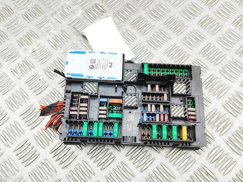 Used Fuse box Fuse box 38875385 38875385