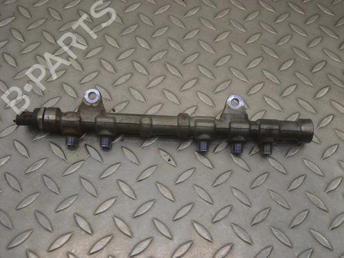Used Injection rail Injection rail NISSAN X-TRAIL III (T32_, T32R, T32RR) 1.6 DIG-T (T32) (163 hp) 33364321 33364321