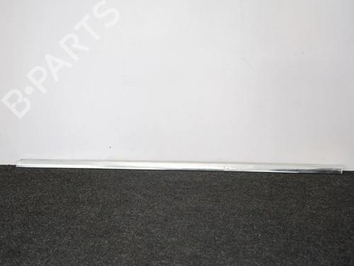 Dørliste Dørliste VOLVO V70 III (135) D5 (185 hp) 14665670 14665670