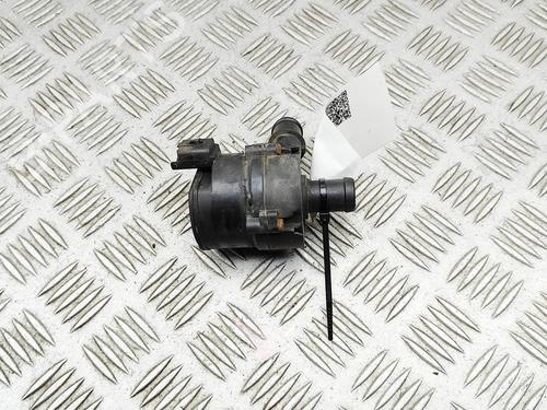 Used Auxiliary water pump OPEL VIVARO B Van (X82) 1.6 CDTI (05) (125 hp) 30323921