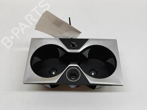 Used Cup/Object holder Cup/Object holder BMW X7 (G07) xDrive M 50 d (400 hp) 33371931 33371931