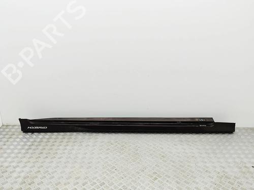 right-sideskirt-lexus-gs-_l1_-2011-36782769 main image