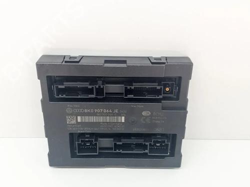 Used Electronic module AUDI A4 B8 (8K2) S4 quattro (333 hp) 6768390