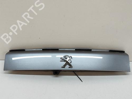 Used Tailgate trim PEUGEOT 2008 II (UD_, US_, UY_, UJ_, UR_, UC_) e-2008 (UKZKXZ) (136 hp) 29042396