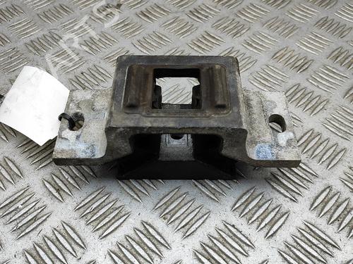 Used Engine mount Engine mount 38191898 38191898