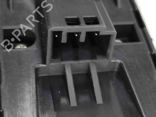 Left front window switch JAGUAR XE (X760) 2.0 D | BP24819225I27 