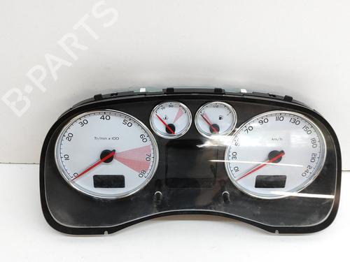 Used Instrument cluster PEUGEOT 307 CC (3B) 2.0 16V (136 hp) 17864744