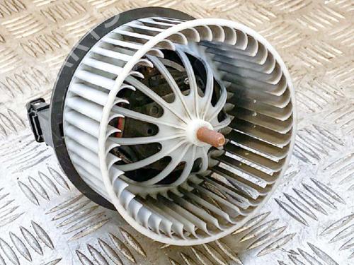 Used Heater blower motor VOLVO V60 I (155) D3 / D4 (163 hp) 6763105