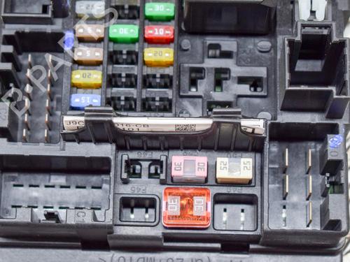 Fuse box JAGUAR E-PACE (X540) 2.0 D150 AWD | BP9227033E1 
