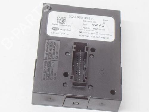 Used Electronic module Electronic module AUDI A3 Sportback (8VA, 8VF) RS3 quattro (367 hp) 8838112 8838112