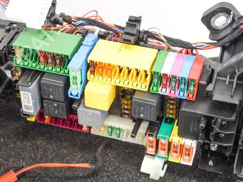 Fuse box MERCEDES-BENZ GLA-CLASS (X156) GLA 200 (156.943) | BP6748281E1 