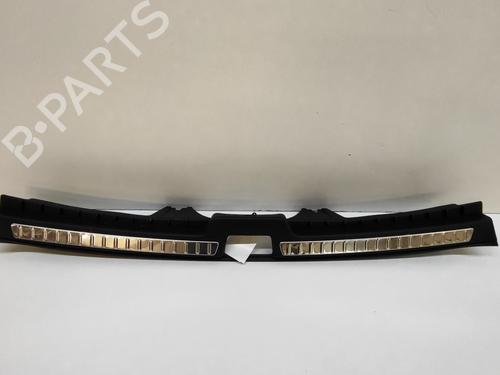 Used Tailgate trim VOLVO XC90 II (256) B5 Mild-Hybrid (250 hp) 28562228