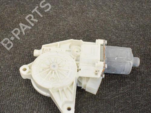 Used Left front window motor MERCEDES-BENZ GLA-CLASS (X156) GLA 220 d 4-matic (156.905) (177 hp) 6748342
