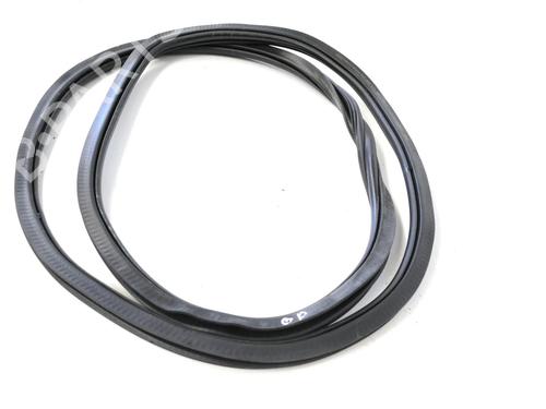 Used Rubber door seal AUDI A4 B8 Avant (8K5) 2.0 TDI (177 hp) 30211275