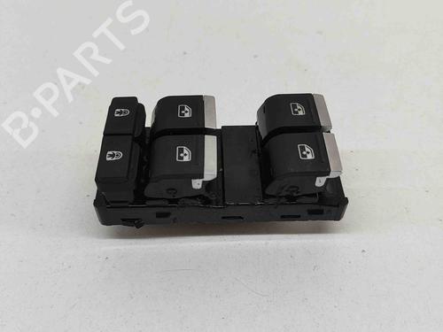 Used Right front window switch AUDI Q4 E-TRON Sportback (F4N) 35 (170 hp) 28553958