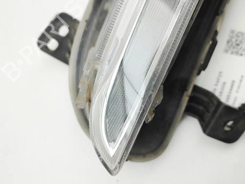 Left front fog light MG MG 4 (EH32) EV | BP40460791C30 - Image 7