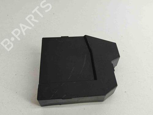 Sikringsdose PEUGEOT 2008 II (UD_, US_, UY_, UJ_, UR_, UC_) 1.2 Hybrid 136 (URHPYC, USHPY) (136 hp) 28553066