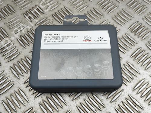 Andre TOYOTA C-HR (_X2_, _H2_) Hybrid (ZYX20) (140 hp) 30108412