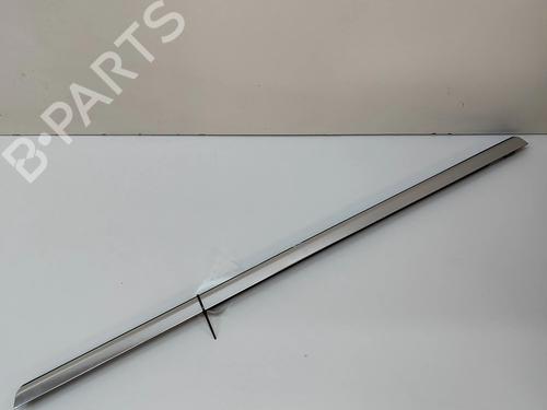 door-moulding-trim-mercedes-benz-cla-coupe-c117-2013-2014-2015-2016-2017-2018-2019-25217249 main image