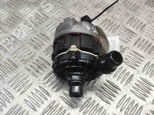 Used Auxiliary water pump BMW 5 (G30, F90) 530 e Plug-in-Hybrid xDrive (252 hp) 29487531