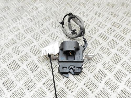 switch-mercedes-benz-e-class-w213-2016-34218253 main image