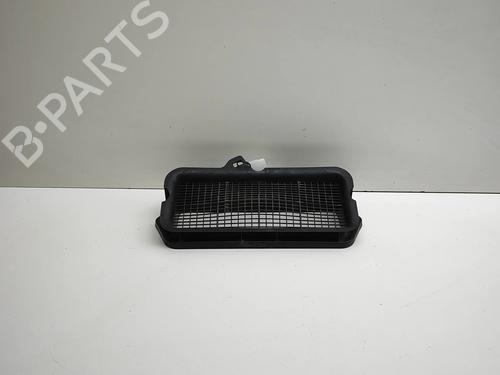 Used Grille Grille 39619197 39619197