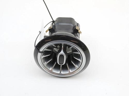 air-vent-mercedes-benz-e-class-convertible-a238-2017-40188897 main image